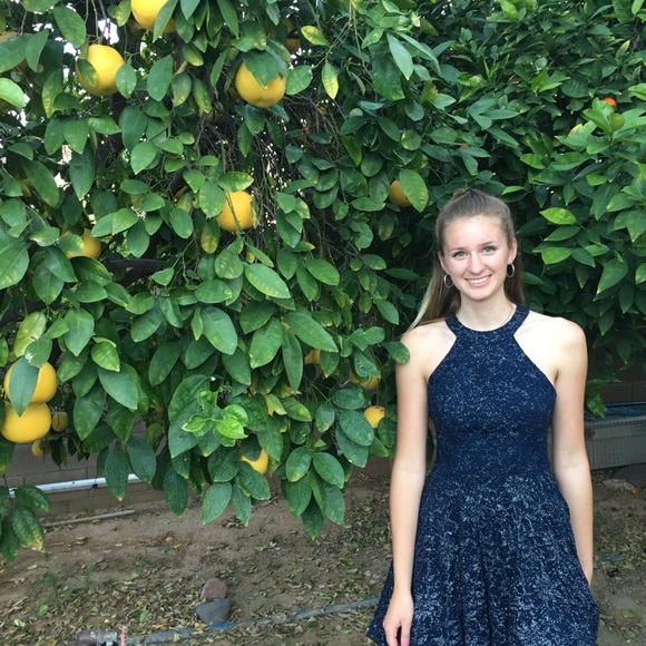 SPARKLY FLARE MINI SUNMER DRESS WITH HALTER TOP - Picture 4 of 6